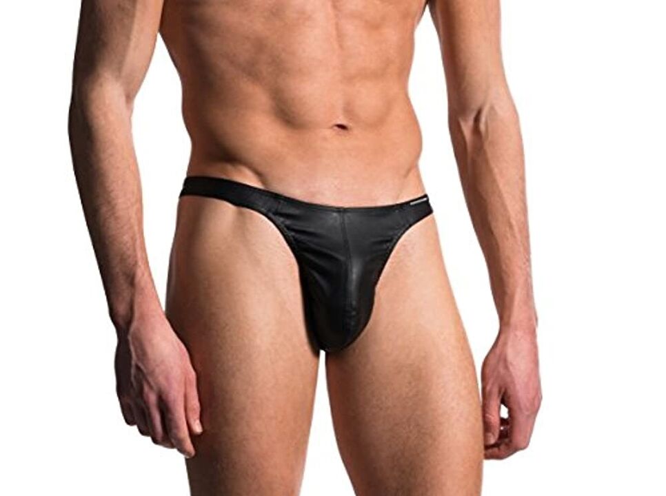 laienenud peenisega mees